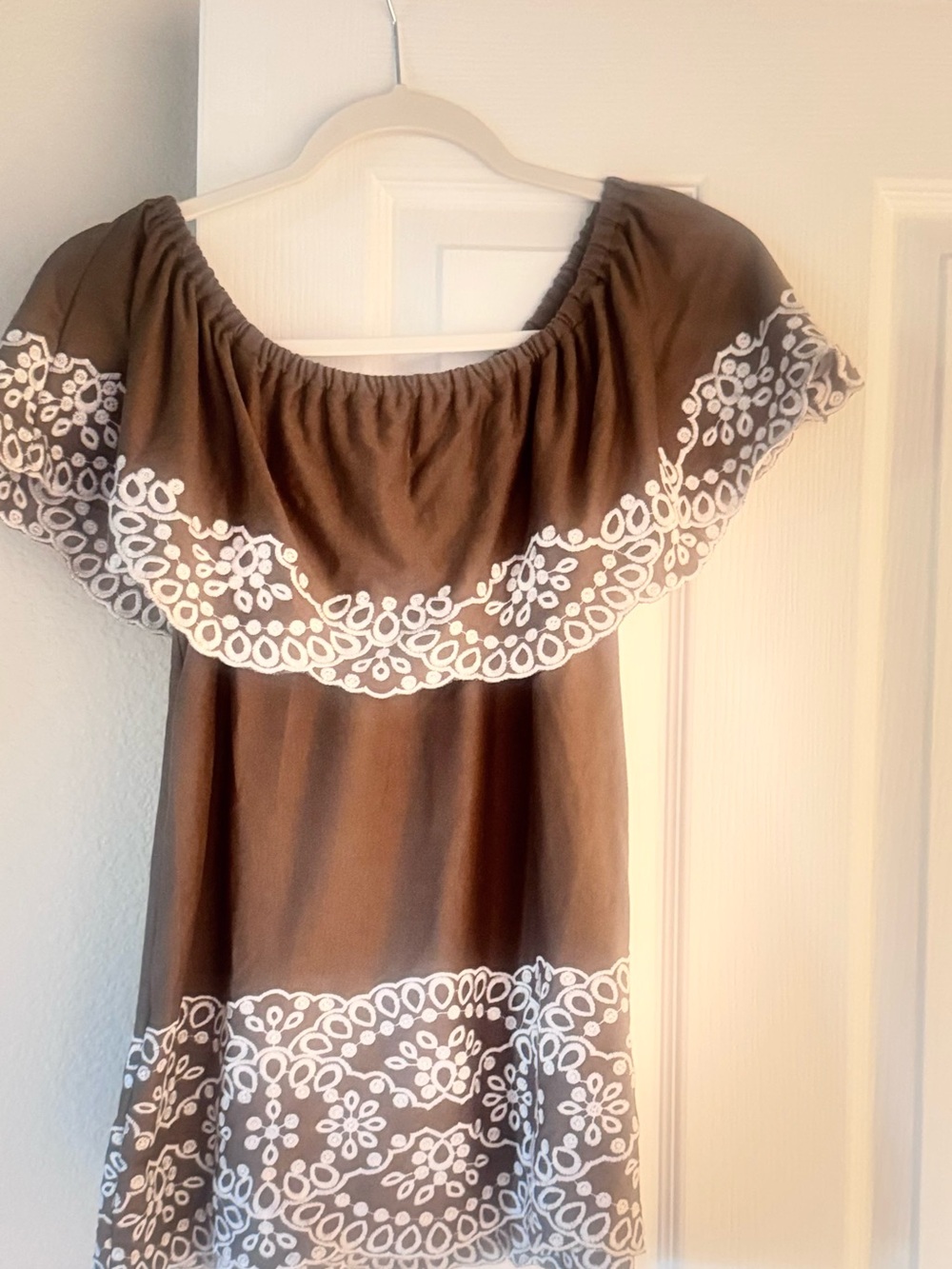 Fever Brown Off-Shoulder Top NWT